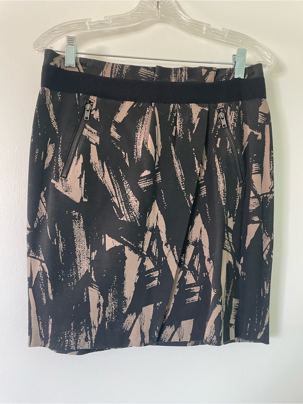 Simply Vera Vera Wang Black and Taupe Abstract Pencil Skirt